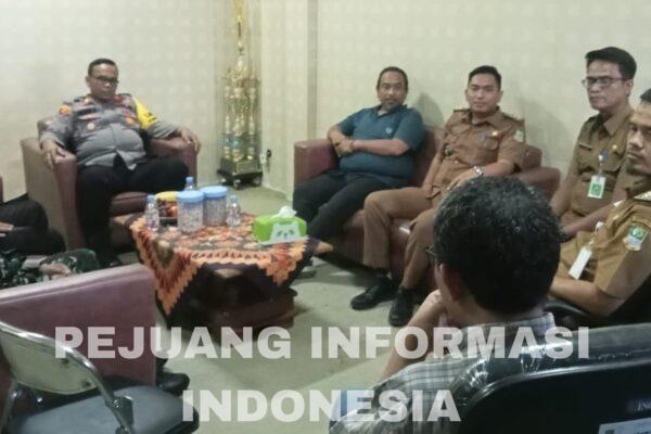 Kapolsek Pebayuran Hadiri Rapat Koordinasi Persiapan Pendistribusian Logistik Pilkada 2024