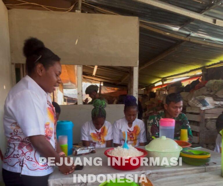 Warga Kampung Kalebut Ikuti Makan Siang Bersama Prajurit Habema
