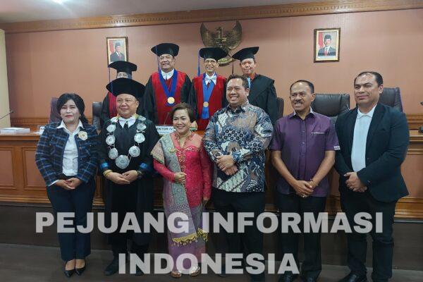 Dr.Maruli Siahaan Menghadiri Acara Sidang Terbuka ,Program Studi Ilmu Komunikasi Universitas Sumatera Utara.