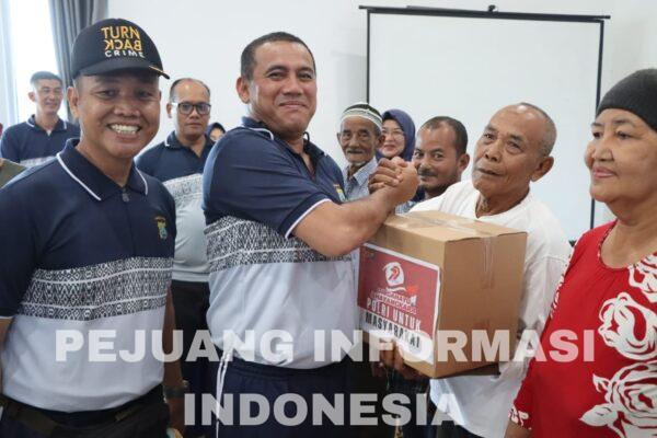 Kapolrestabes Medan Jalan Santai & Jumat Curhat di Delitua