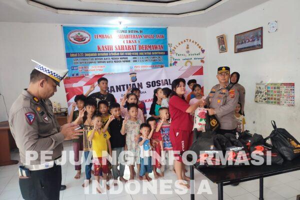Kapolsek Medan Timur Memberikan Bantuan Sosial Di Panti Asuhan Yayasan Kasih Sahabat Dermawan.